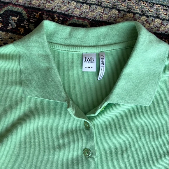 ✨3/15$ Mint green button down vest Twik, cardigan - Picture 4 of 5